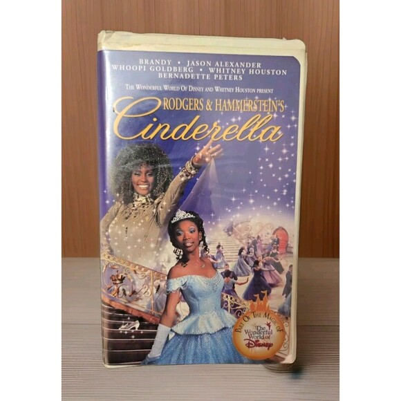 Rodgers & Hammerstein's Cinderella VHS, 1997, Clam Shell Brandy Whitney Houston - Picture 1 of 16